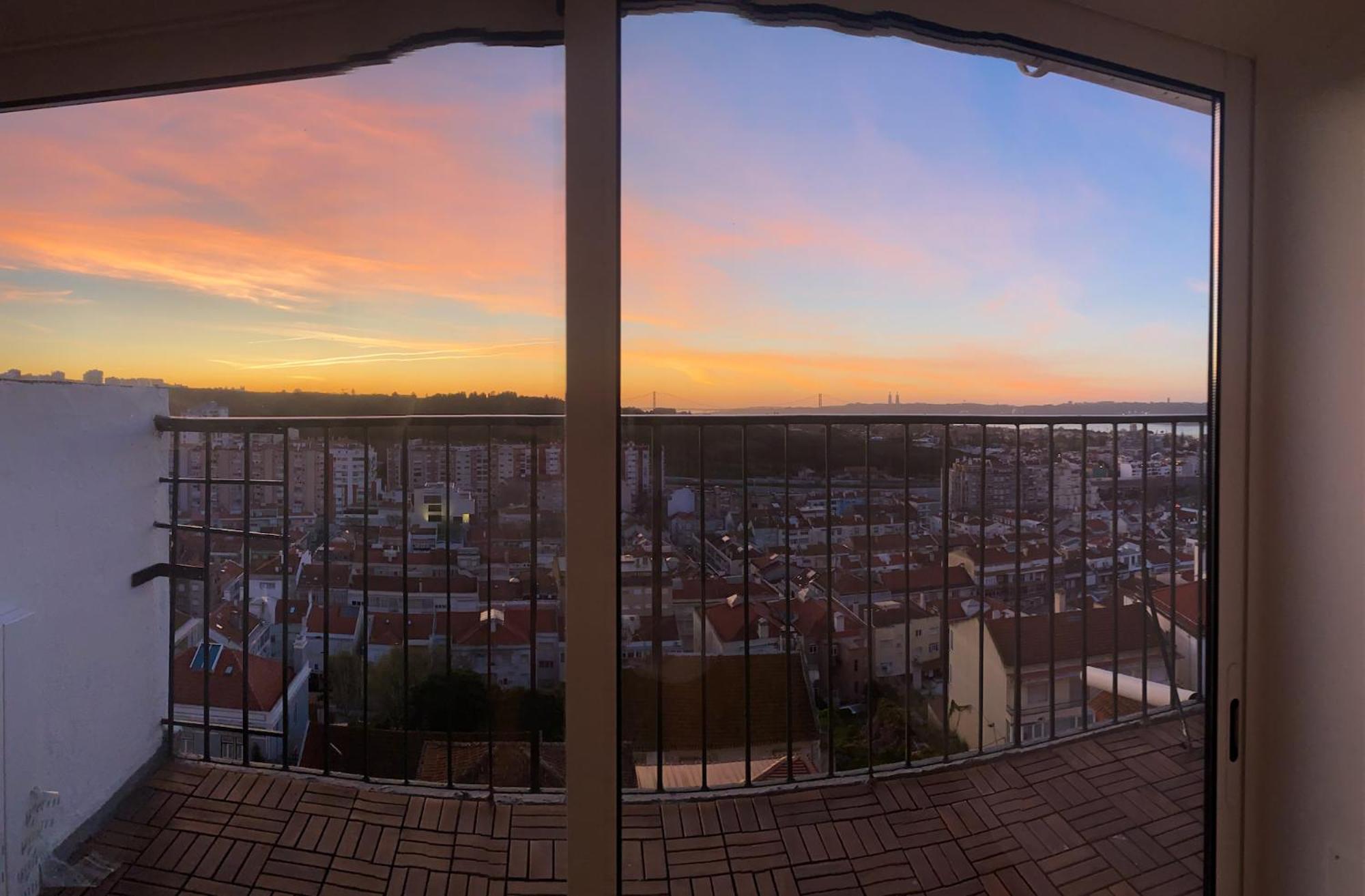Ideally Located With Perfect Views 阿尔热什 外观 照片