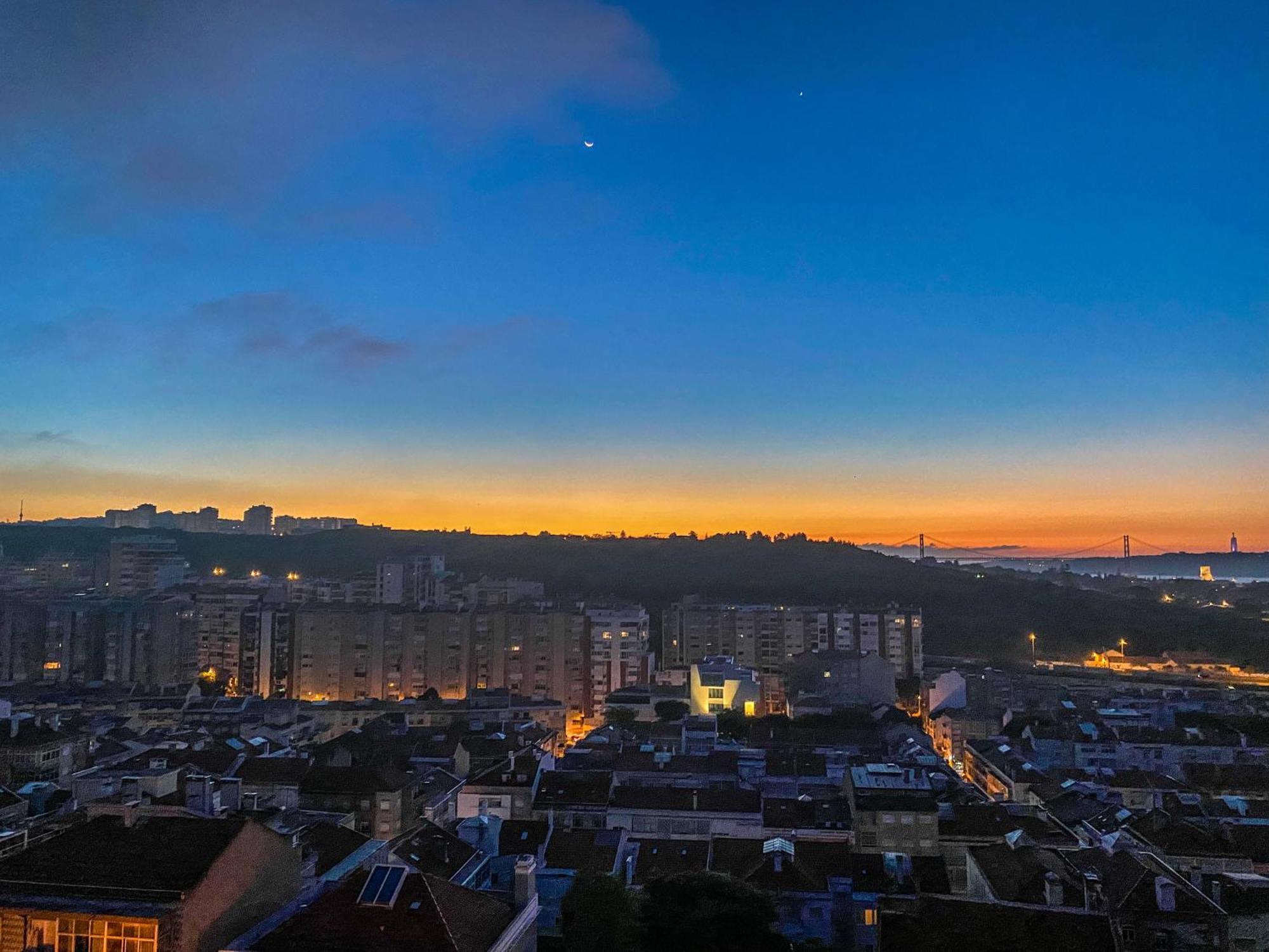 Ideally Located With Perfect Views 阿尔热什 外观 照片